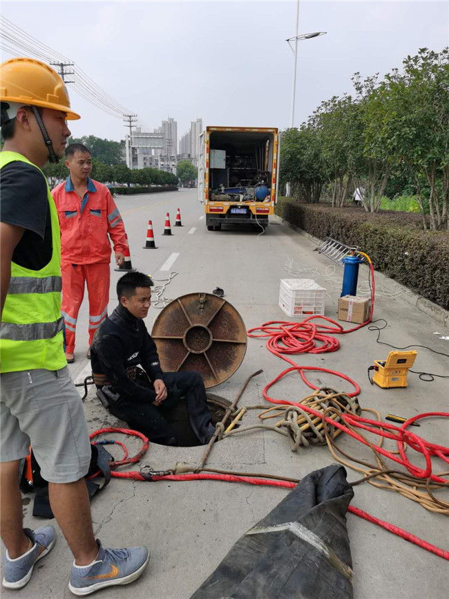 五龙口镇翻衬法管道修复技术主要工序